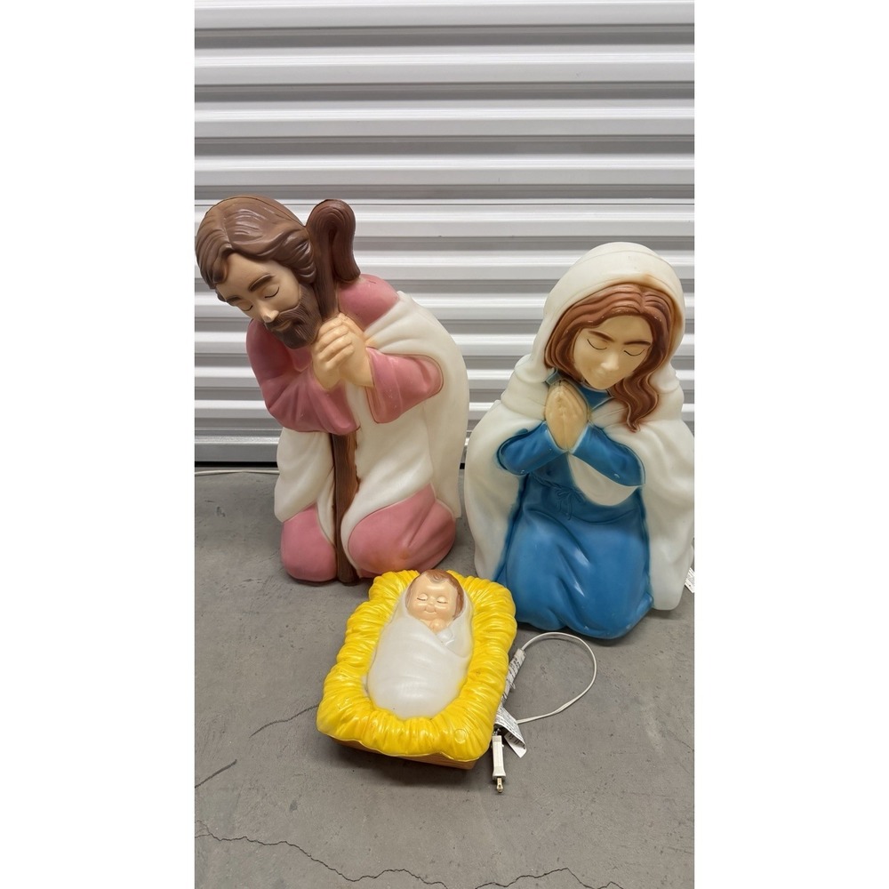 General Foam Plastics Lighted Christmas Blow mold Joseph, Mary & Baby Jesus Vtg